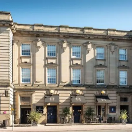 The Halston 4*