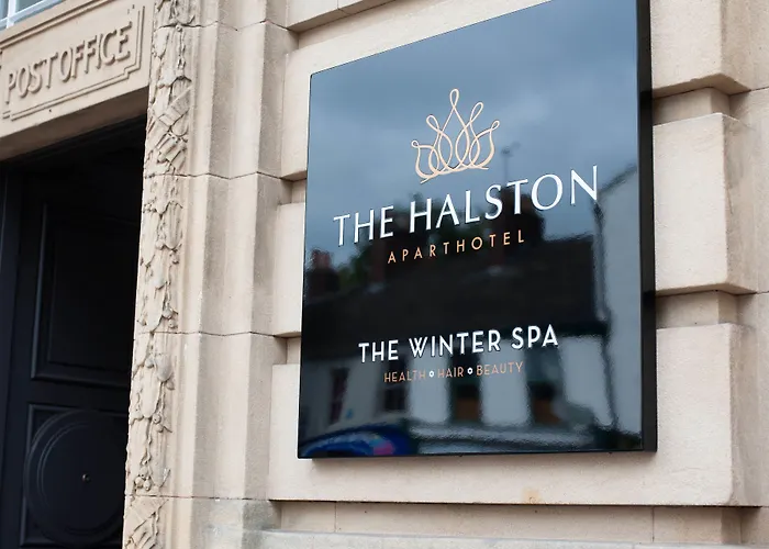 Apart-hotel The Halston 4*