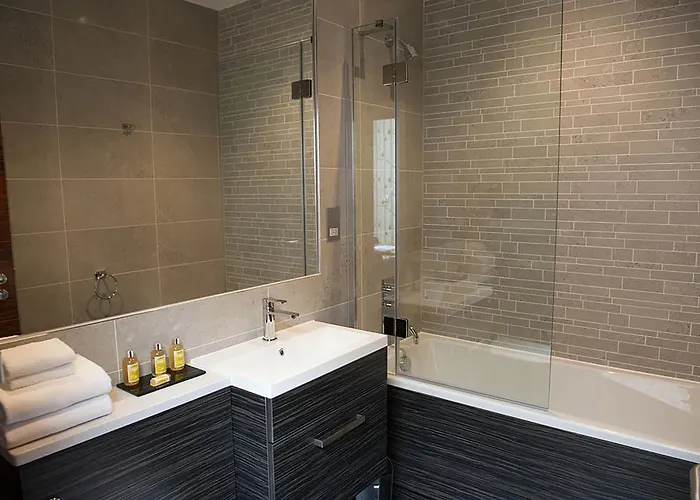 The Halston Apartahotel 4*