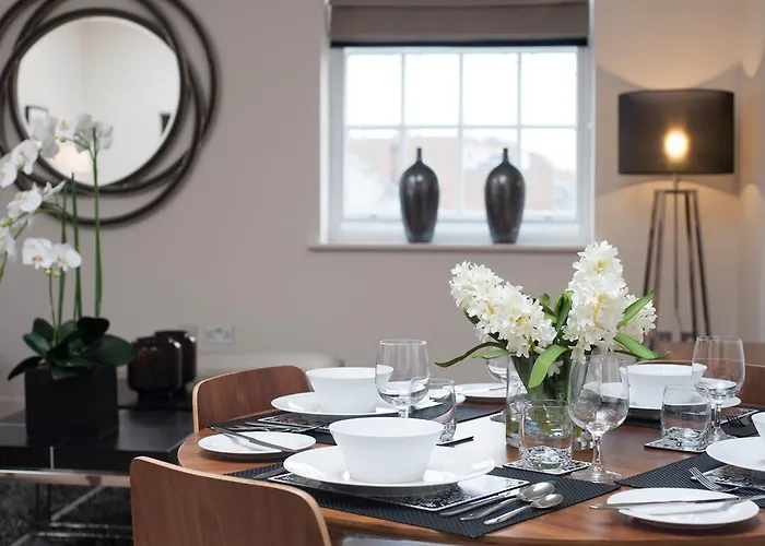 Apart-hotel The Halston