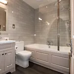 Apart-hotel The Halston Carlisle (Cumbria)